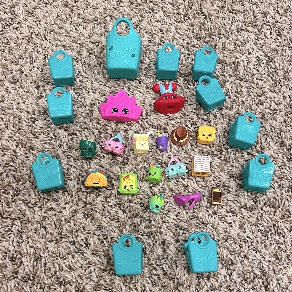 SHOPKINS bundle ๐ - Picture 1 of 2